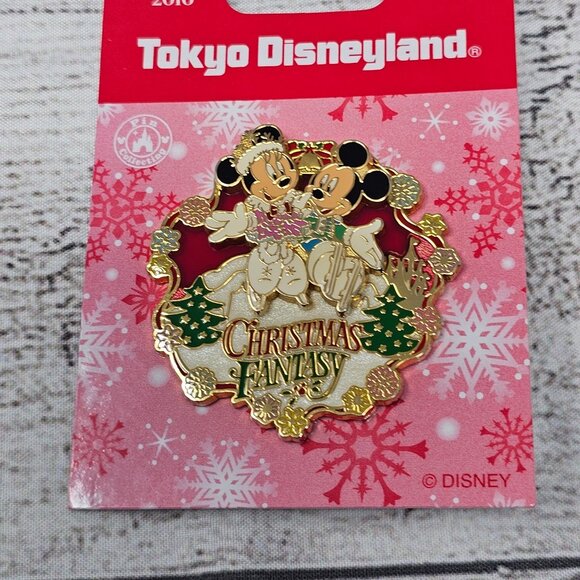 Tokyo Disneyland Mickey & Minnie Mouse Christmas Fantasy Pin - Picture 4 of 6